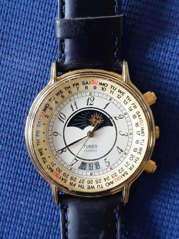 Timex moonphase 364 T Cell quarz horloge (Japan)