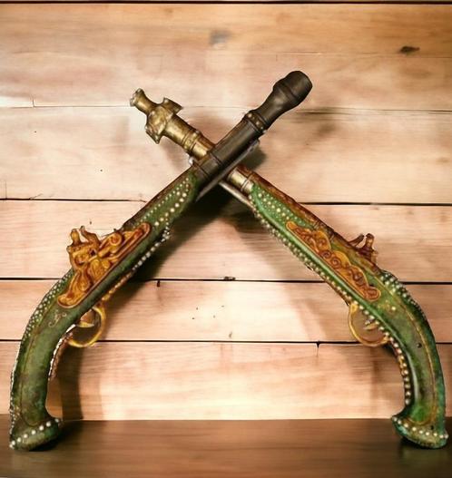 2 kunststof flintlock pistolen, steampunk-cosplay-movieprops, Hobby en Vrije tijd, Kostuums, Theaterbenodigdheden en LARP, Gebruikt