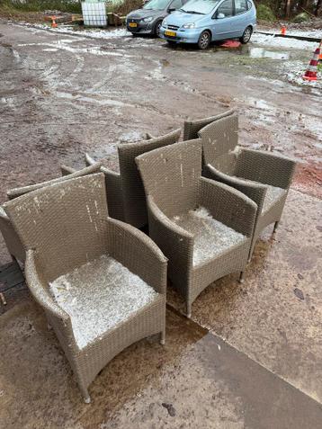 Gratis tuinstoelen af te halen