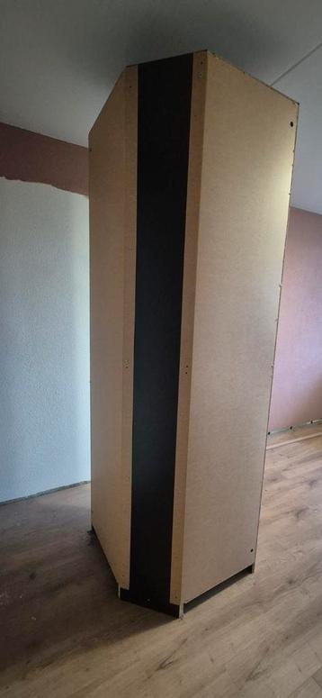 Zwarte Ikea pax hoekkast incl. Spiegeldeur - afbeelding 5 Zwarte Ikea pax hoekkast incl. Spiegeldeur - afbeelding 5