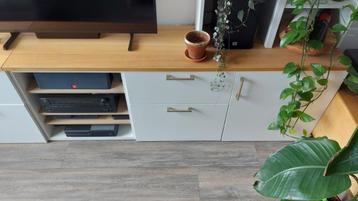 TV meubel - 2x IKEA Besta + 2x Ikea Billy - afbeelding 4 TV meubel - 2x IKEA Besta + 2x Ikea Billy - afbeelding 4