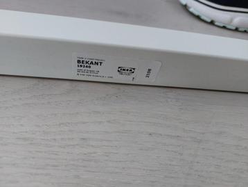 Te koop bureau tafel Bekant van Ikea - afbeelding 7 Te koop bureau tafel Bekant van Ikea - afbeelding 7