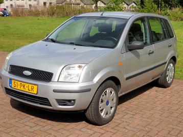 Ford Fusion 1.4 16V 2004 Grijs Nieuwe APK!!!