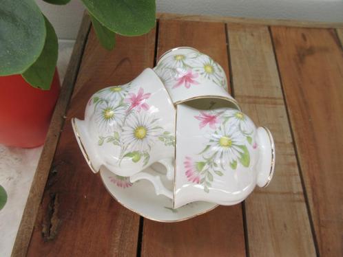 3 x kop en schotel van St. James Bone China, Antiek en Kunst, Antiek | Servies los, Ophalen of Verzenden