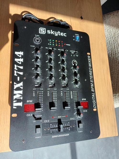 Skytec TMX-7744 3-ch mixer bpm *Lees beschrijving*, Muziek en Instrumenten, Mengpanelen, Zo goed als nieuw, Ophalen of Verzenden