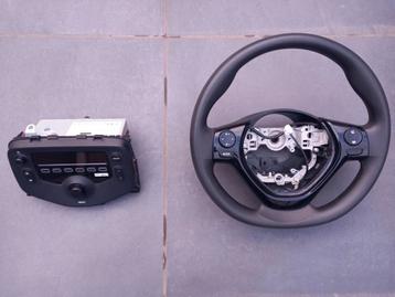 Peugeot 108 stuur en radio set