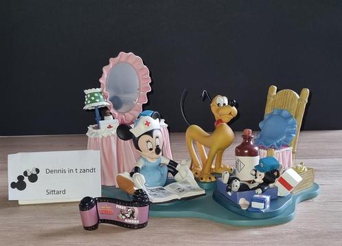 WDCC First aiders complete set, Verzamelen, Disney, Zo goed als nieuw, Beeldje of Figuurtje, Overige figuren, Ophalen of Verzenden