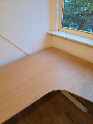 Ikea Bekant Elektrisch Bureau - In hoogte verstelbaar - afbeelding 3 Ikea Bekant Elektrisch Bureau - In hoogte verstelbaar - afbeelding 3