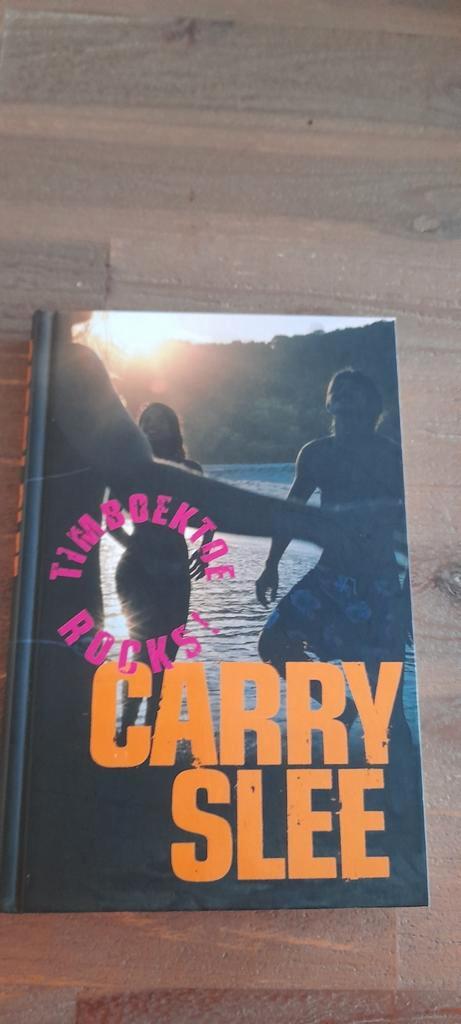 Carry Slee - Timboektoe rocks!, Boeken, Kinderboeken | Jeugd | 13 jaar en ouder, Zo goed als nieuw, Ophalen of Verzenden