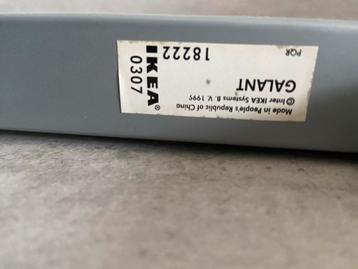 IKEA Hoekbureau - Ruimtebesparend en Praktisch! - afbeelding 9 IKEA Hoekbureau - Ruimtebesparend en Praktisch! - afbeelding 9