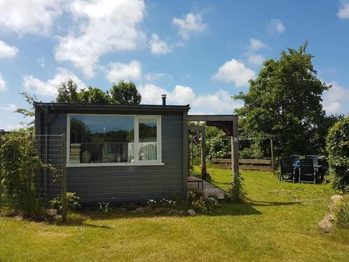 Terschelling chalet/stacaravan te huur ook meivakantie, Vakantie, Campings, Recreatiepark, Internet, Tuin, Tv, Wasmachine