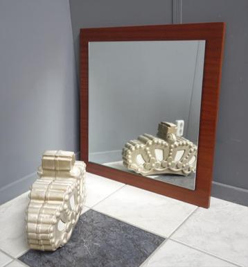 60 jaren 4kant spiegel op 4 kanten houten achterwand 