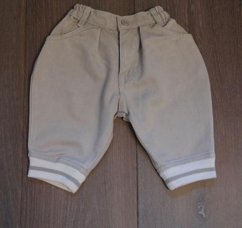 Khaki (beige) broekje met stretchboorden; Hema; mt 68 -74, Kinderen en Baby's, Babykleding | Maat 68, Nieuw, Jongetje, Broekje