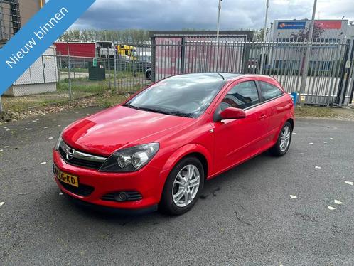 Opel Astra GTC 1.6 Temptation UNIEK MOOIE AUTO RIJD EN SCHAK, Auto's, Opel, Bedrijf, Te koop, Astra, Airbags, Boordcomputer, Cruise Control