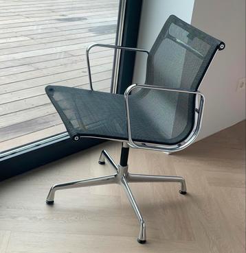 VITRA / Eames bureau-stoel EA 103 aluminum 