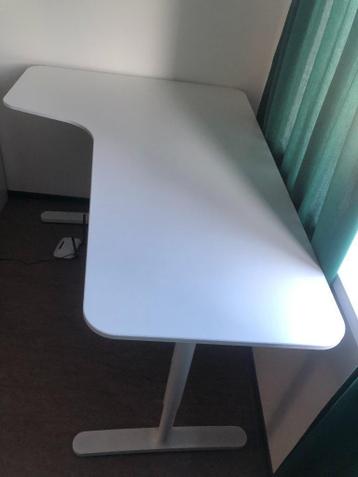Wit hoek-bureau verstelbare hoogte - afbeelding 2 Wit hoek-bureau verstelbare hoogte - afbeelding 2