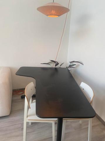 IKEA bekant bureau hoek links - 160x110cm - zwart - afbeelding 1 IKEA bekant bureau hoek links - 160x110cm - zwart - afbeelding 1