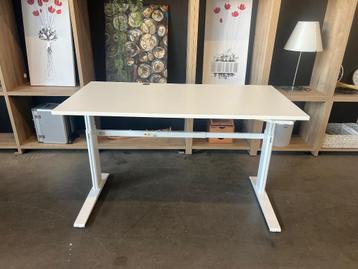 Actiforce zit-sta bureau met slinger 160x80xH70-120 cm, 14st - afbeelding 3 Actiforce zit-sta bureau met slinger 160x80xH70-120 cm, 14st - afbeelding 3