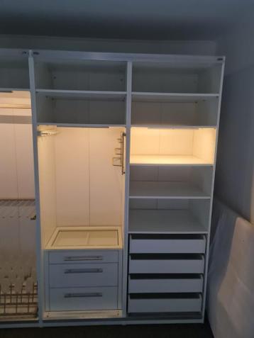 Kledingkast ikea pax 3.00m (4x75cm). Leveren en monteren mgl - afbeelding 18 Kledingkast ikea pax 3.00m (4x75cm). Leveren en monteren mgl - afbeelding 18