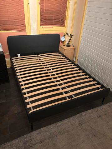 Ikea bedframe - zwart - afbeelding 1 Ikea bedframe - zwart - afbeelding 1