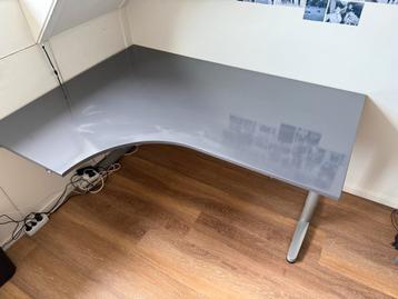 Ikea Galant Hoekbureau Grijs - In Hoogte Verstelbaar - afbeelding 4 Ikea Galant Hoekbureau Grijs - In Hoogte Verstelbaar - afbeelding 4