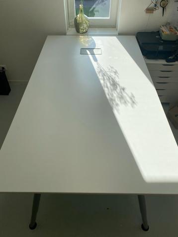 Ikea galant groot bureau 2 werkplekken - afbeelding 2 Ikea galant groot bureau 2 werkplekken - afbeelding 2