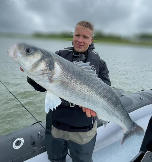 Zeebaars vissen in de Europoort, Watersport en Boten, Hengelsport | Zeevissen, Zo goed als nieuw, Overige typen, Ophalen of Verzenden