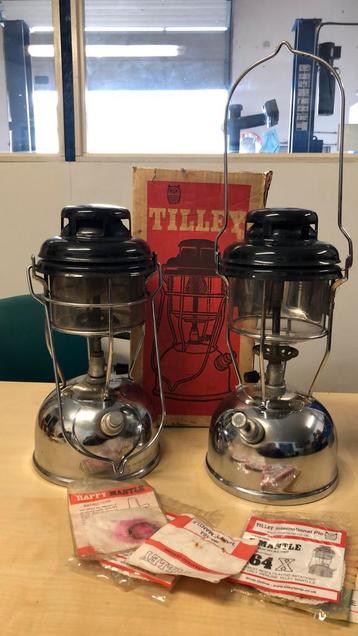 Te koop tilley petroleum lamp 2x 