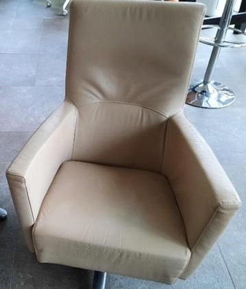 Fauteuil met draaivoet