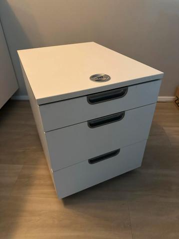 Witte Galant IKEA Ladenblok - afbeelding 1 Witte Galant IKEA Ladenblok - afbeelding 1