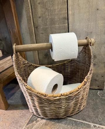 Rieten mand / basket voor toiletrol  Handige leuke mand voor