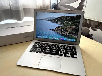 MacBook Air 13 inch, 2015 - 256 SSD - Met Nieuwe Batterij!