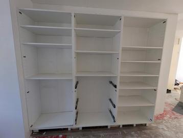 3x Ikea Metod hoge keukenkasten hoogglans wit Ringhult - afbeelding 3 3x Ikea Metod hoge keukenkasten hoogglans wit Ringhult - afbeelding 3