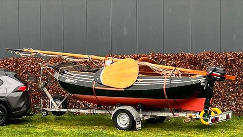 Mooie polyester Tjotter + trailer + BBM + afdek, Watersport en Boten, Open zeilboten, Gebruikt, Overige typen, 3 tot 6 meter, Polyester