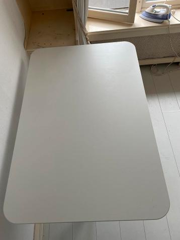 Bekant bureau wit ikea 120 x 80 - afbeelding 5 Bekant bureau wit ikea 120 x 80 - afbeelding 5
