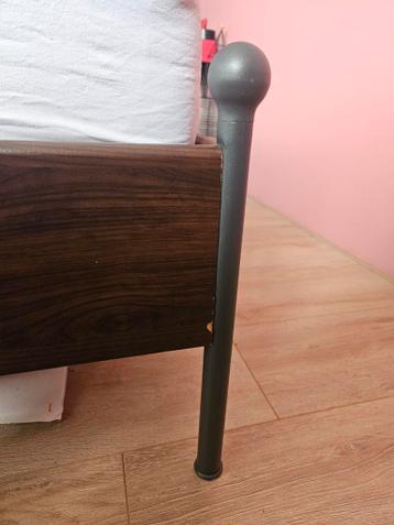 Ikea bedframe incl. lattenbodem 160X200m - afbeelding 3 Ikea bedframe incl. lattenbodem 160X200m - afbeelding 3
