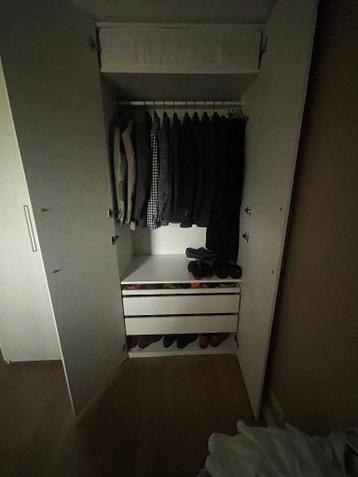 IKEA 2 witte PAX kasten 100x58x236, 200,- per kast - afbeelding 4 IKEA 2 witte PAX kasten 100x58x236, 200,- per kast - afbeelding 4