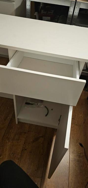 Malm ikea bureau wit - afbeelding 2 Malm ikea bureau wit - afbeelding 2