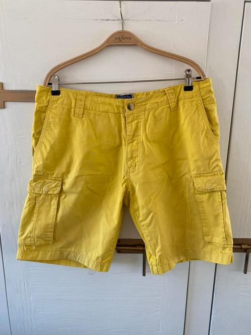 Heren pantalon korte broek Chino geel maat 54 XL ZGAN!, Kleding | Heren, Broeken en Pantalons, Zo goed als nieuw, Maat 52/54 (L)