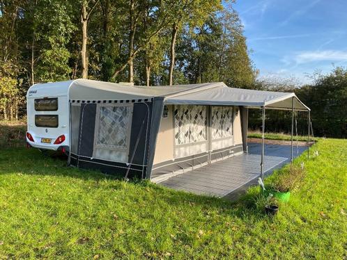 Knaus Sport 500 FDK 2015 met stapelbed, voortent en luifel, Caravans en Kamperen, Caravans, Particulier, tot en met 6, 1000 - 1250 kg