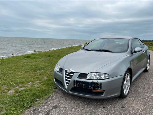 Alfa Romeo GT 3.2 v6 2004 Busso, Auto's, Alfa Romeo, Particulier, GT, ABS, Adaptive Cruise Control, Airconditioning, Alarm, Boordcomputer