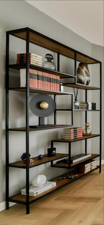 Stijlvolle Boekenkast Hout & Staal twv € 800 - afbeelding 2 Stijlvolle Boekenkast Hout & Staal twv € 800 - afbeelding 2