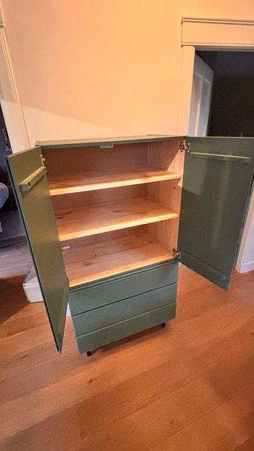 IKEA Ivar houten kast - Energizing Moss Flexa - afbeelding 4 IKEA Ivar houten kast - Energizing Moss Flexa - afbeelding 4