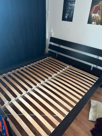 IKEA bedframe 160x200 - afbeelding 1 IKEA bedframe 160x200 - afbeelding 1