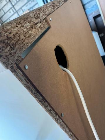 IKEA MALM nachtkastjes met ingebouwde oplader - afbeelding 4 IKEA MALM nachtkastjes met ingebouwde oplader - afbeelding 4