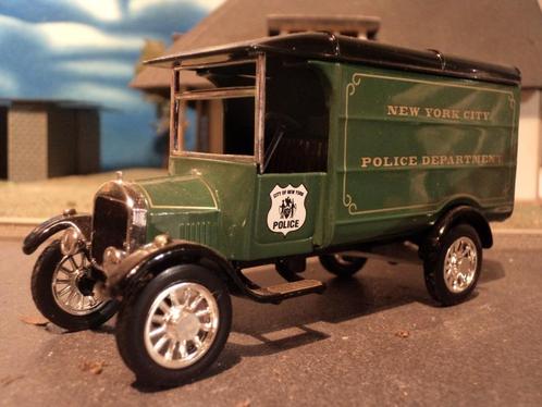 1:43 1926 Ford Model TT New York Police Dept Matchbox Dinky, Hobby en Vrije tijd, Modelauto's | 1:43, Nieuw, Auto, Dinky Toys
