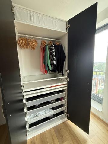 IKEA PAX kast: zwartbruin + wit 150x58cm in goede staat - afbeelding 3 IKEA PAX kast: zwartbruin + wit 150x58cm in goede staat - afbeelding 3