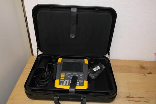 Fluke 190-204 en 192 scopemeter / oscilloscope scope, Doe-het-zelf en Verbouw, Meetapparatuur, Zo goed als nieuw, Multimeter, Ophalen of Verzenden