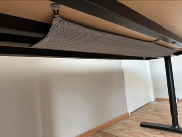 Ikea Bekant zwart bureau met afgeronde hoeken - afbeelding 4 Ikea Bekant zwart bureau met afgeronde hoeken - afbeelding 4