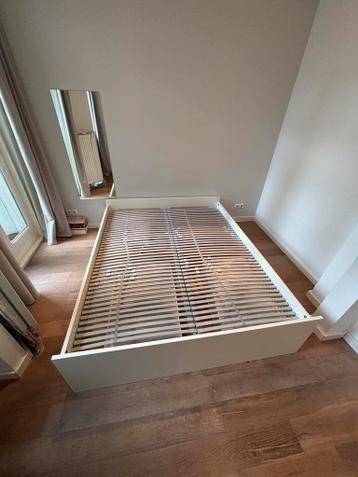 IKEA Bedframe 160x200 - Tweepersoonsbed - afbeelding 2 IKEA Bedframe 160x200 - Tweepersoonsbed - afbeelding 2
